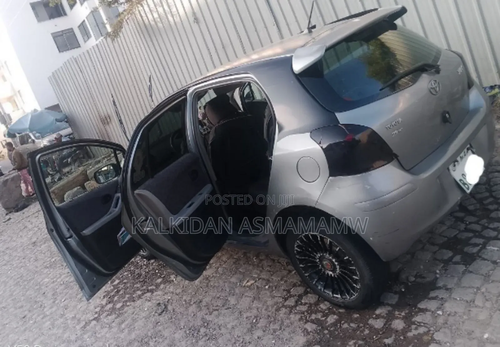 Toyota Yaris 2009 Silver