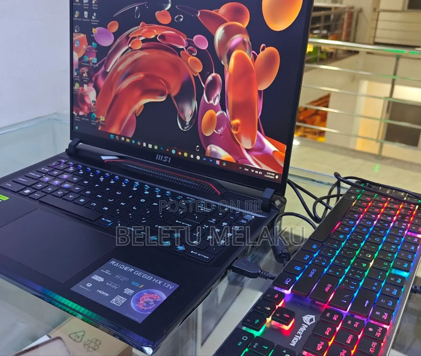 New Laptop MSI Raider GE68HX 13vi-202us 32GB Intel Core I9 SSD 1T