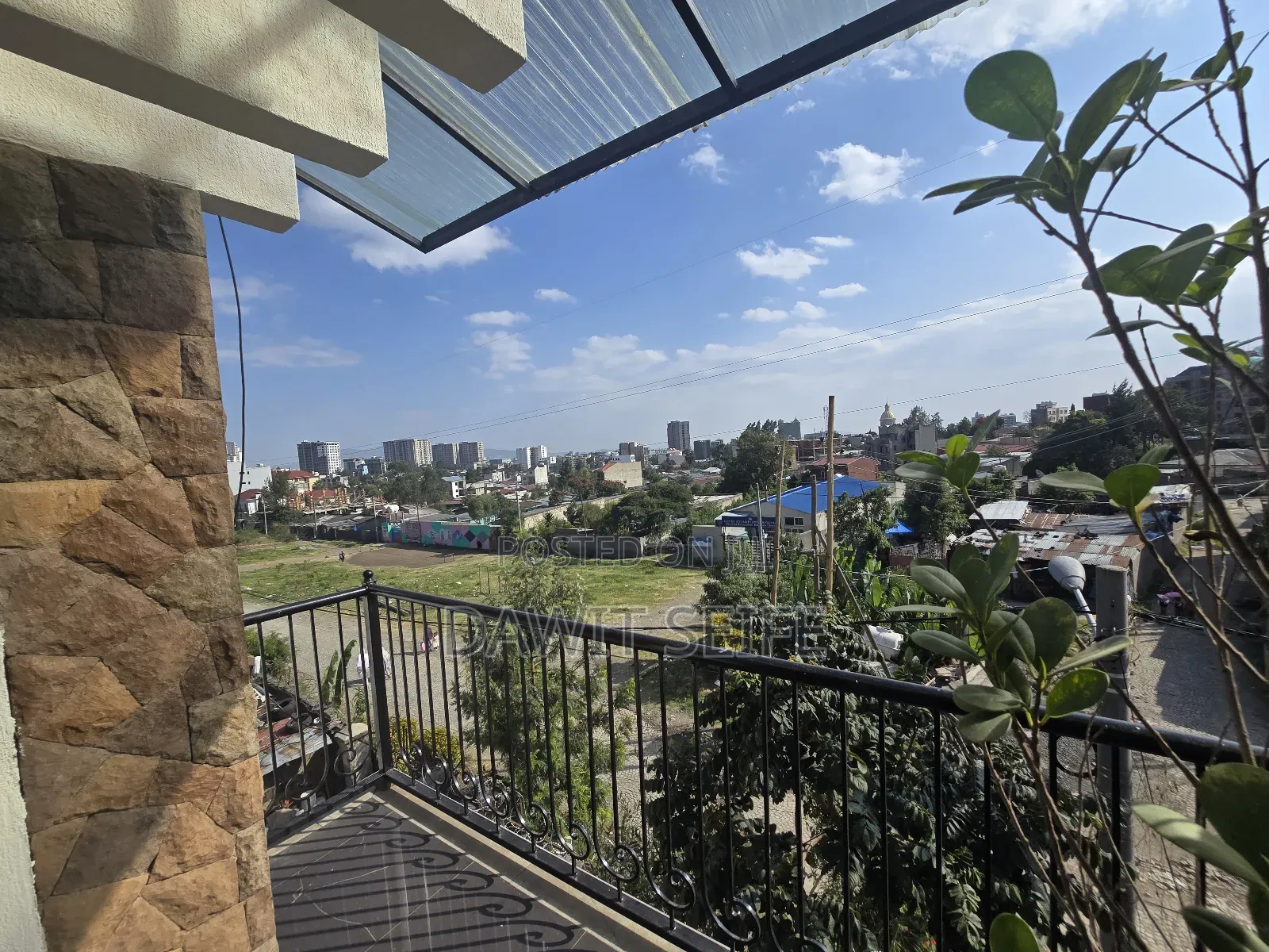 5bdrm House in Yeka for rent