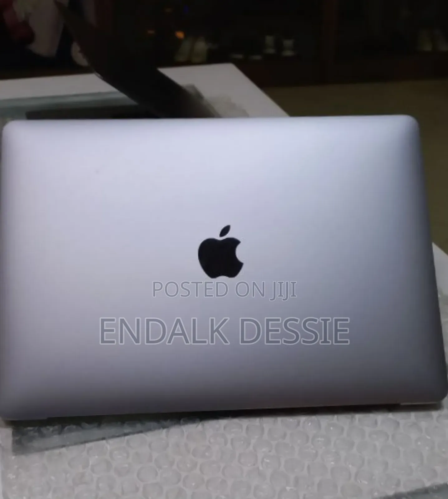 New Laptop Apple MacBook Pro M1 16GB Apple M1 Pro SSD 256GB