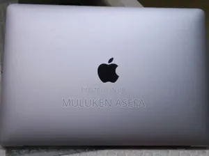 New Laptop Apple MacBook Pro 2020 M1 16GB Apple M1 Pro SSD 256GB