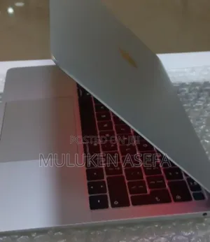 Photo - New Laptop Apple MacBook Air 2018 8GB Intel Core I5 SSD 128GB