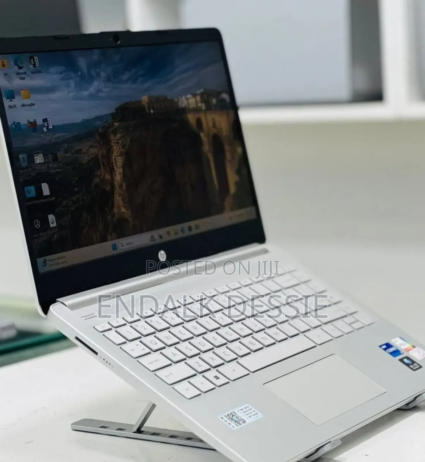 New Laptop HP 16GB Intel Core I5 SSD 1T