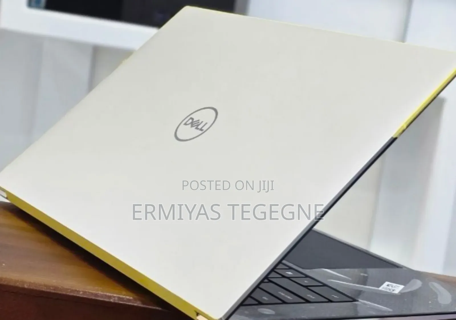 New Laptop Dell Inspiron 15 1GB Intel Core I9 SSD 32GB