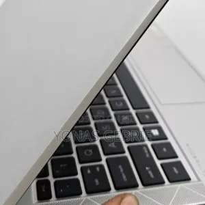 New Laptop HP EliteBook 830 16GB Intel Core i7 SSD 512GB