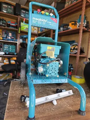 Photo - Meakida Original Pressure Washer