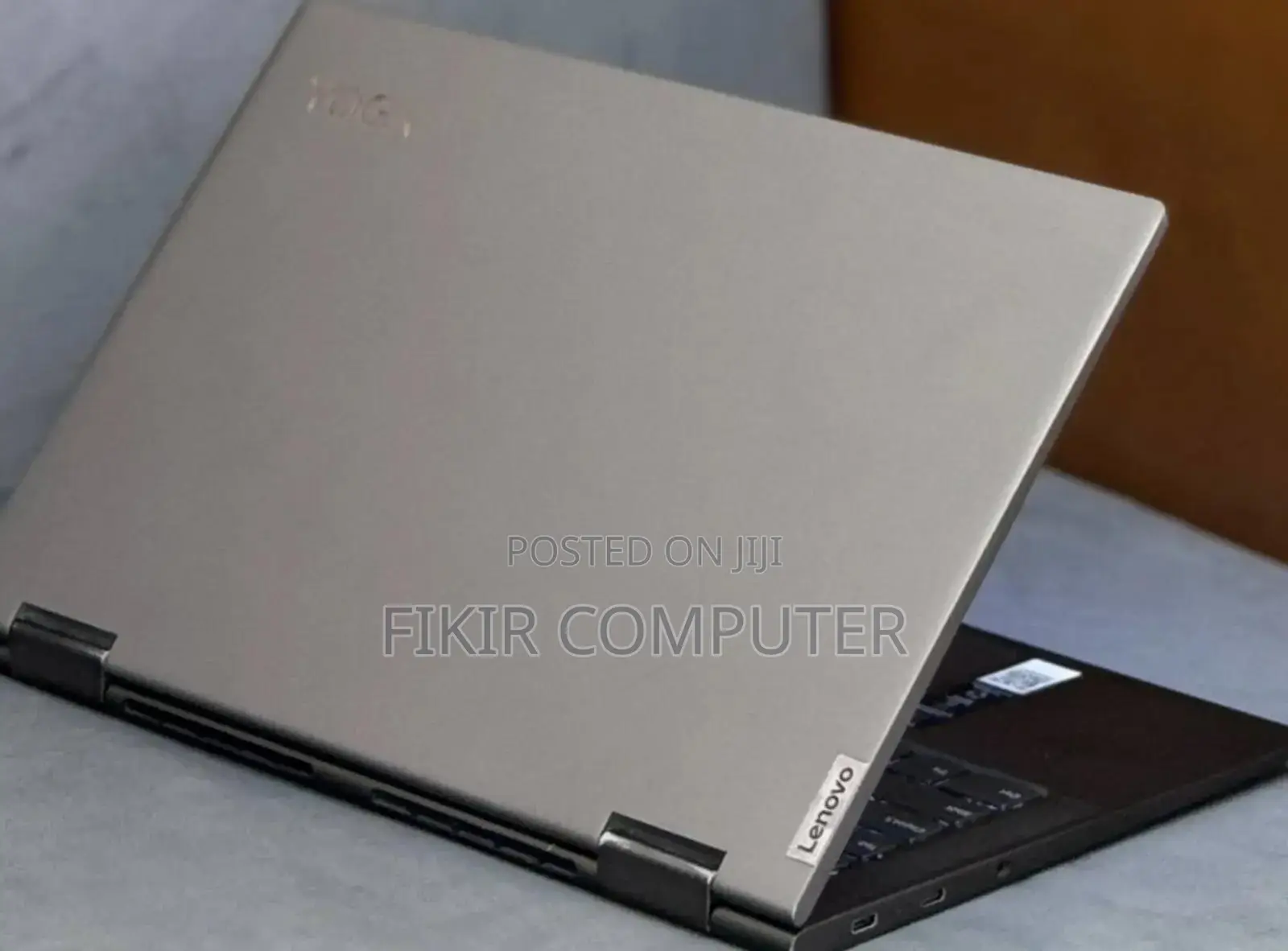 New Laptop Lenovo Yoga 7i 12GB Intel Core I5 SSD 512GB