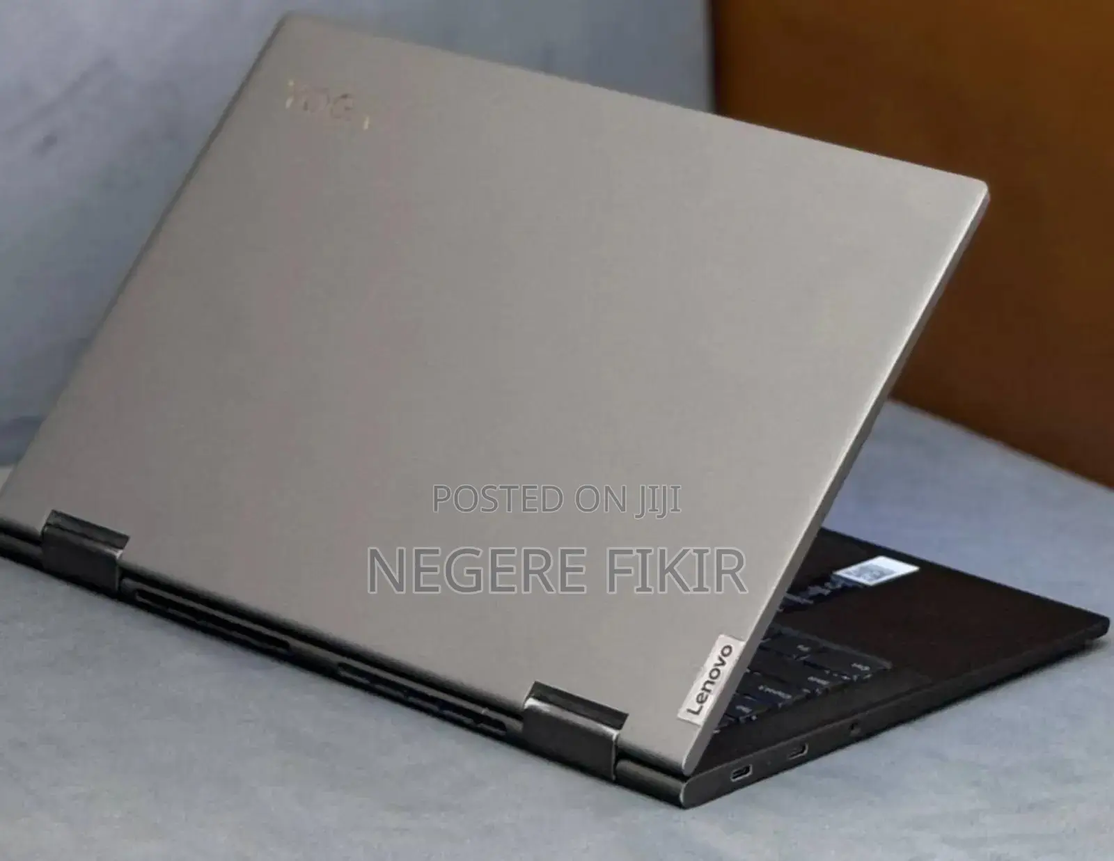 New Laptop Lenovo Yoga 7i 12GB Intel Core I5 SSD 512GB