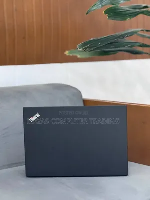 Photo - New Laptop Lenovo ThinkPad T14 16GB Intel Core I7 SSD 512GB