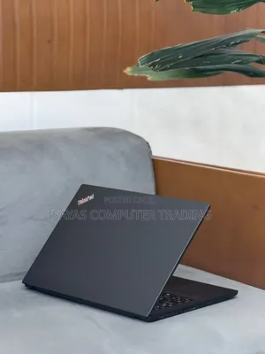 New Laptop Lenovo ThinkPad T14 16GB Intel Core I7 SSD 512GB