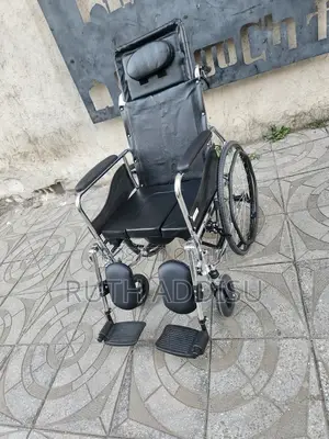 Photo - Commode Wheelchair輕傷wheelchair蝨弓wheelchair傳說wheelchair怞我wheelchair New