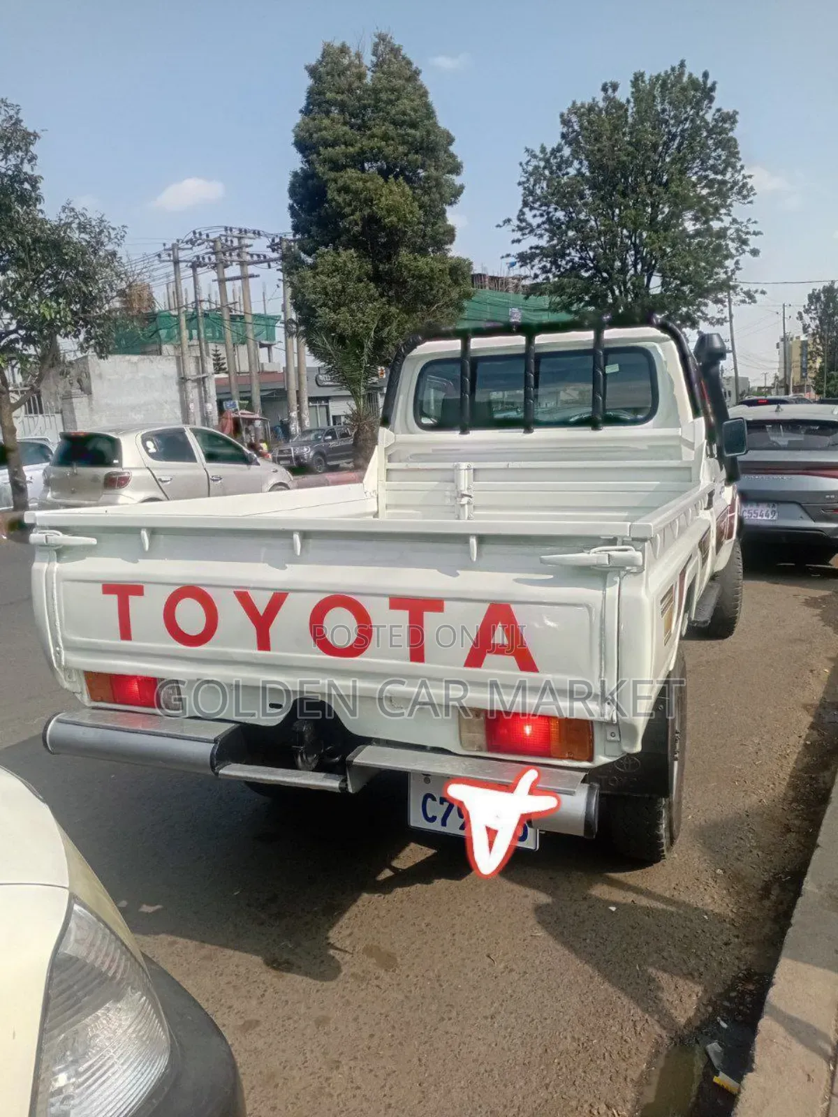 Toyota Land Cruiser 2008 White