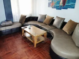 Solina Sofa With Table