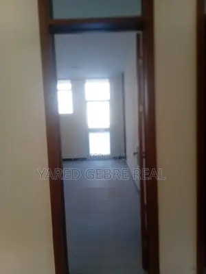 Furnished 3bdrm Apartment in አያት 49 ወሃ, Yeka for sale