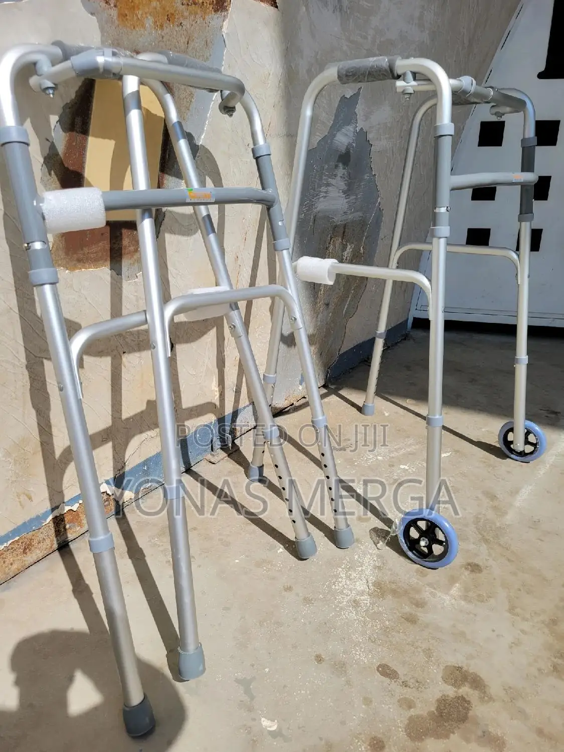 Walker Ensures Stability凹፯aluminum Frame Supports鄒世folding Walkers