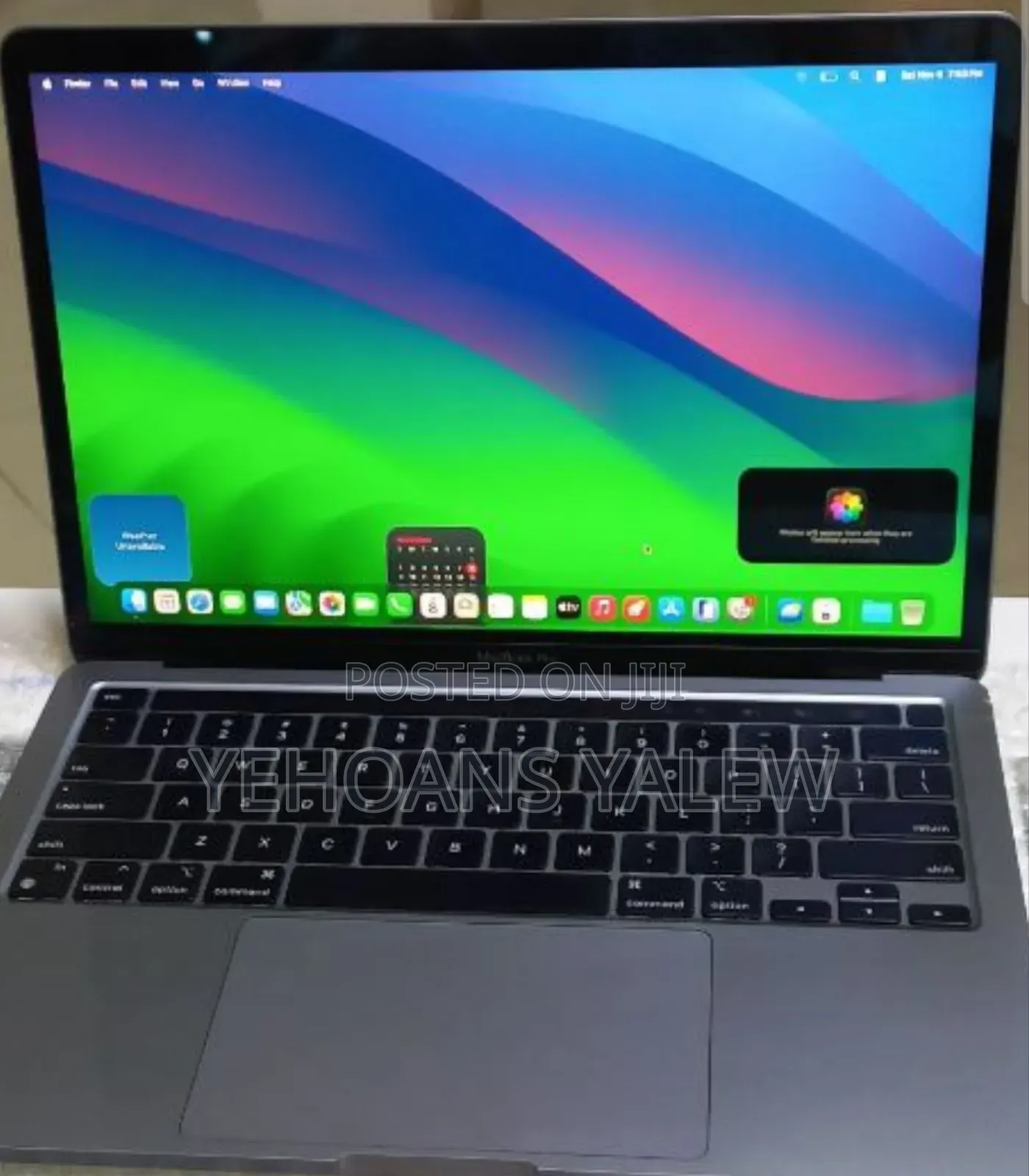 New Laptop Apple MacBook Pro 2020 M1 16GB Apple M1 Pro SSD 256GB
