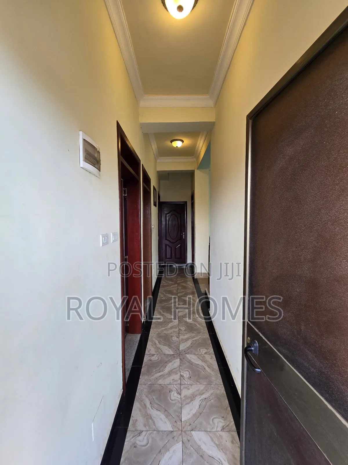 8bdrm House in Kolfe Keranio for sale