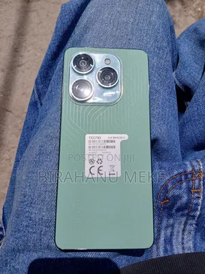 Photo - Tecno Spark 20 256 GB Gray