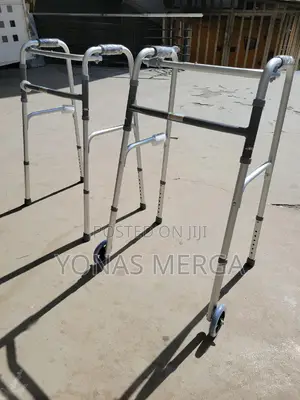 Photo - 4legged Walking Aid復∞Walker of Good Quality❫❫Walker匪卌useful Elderly