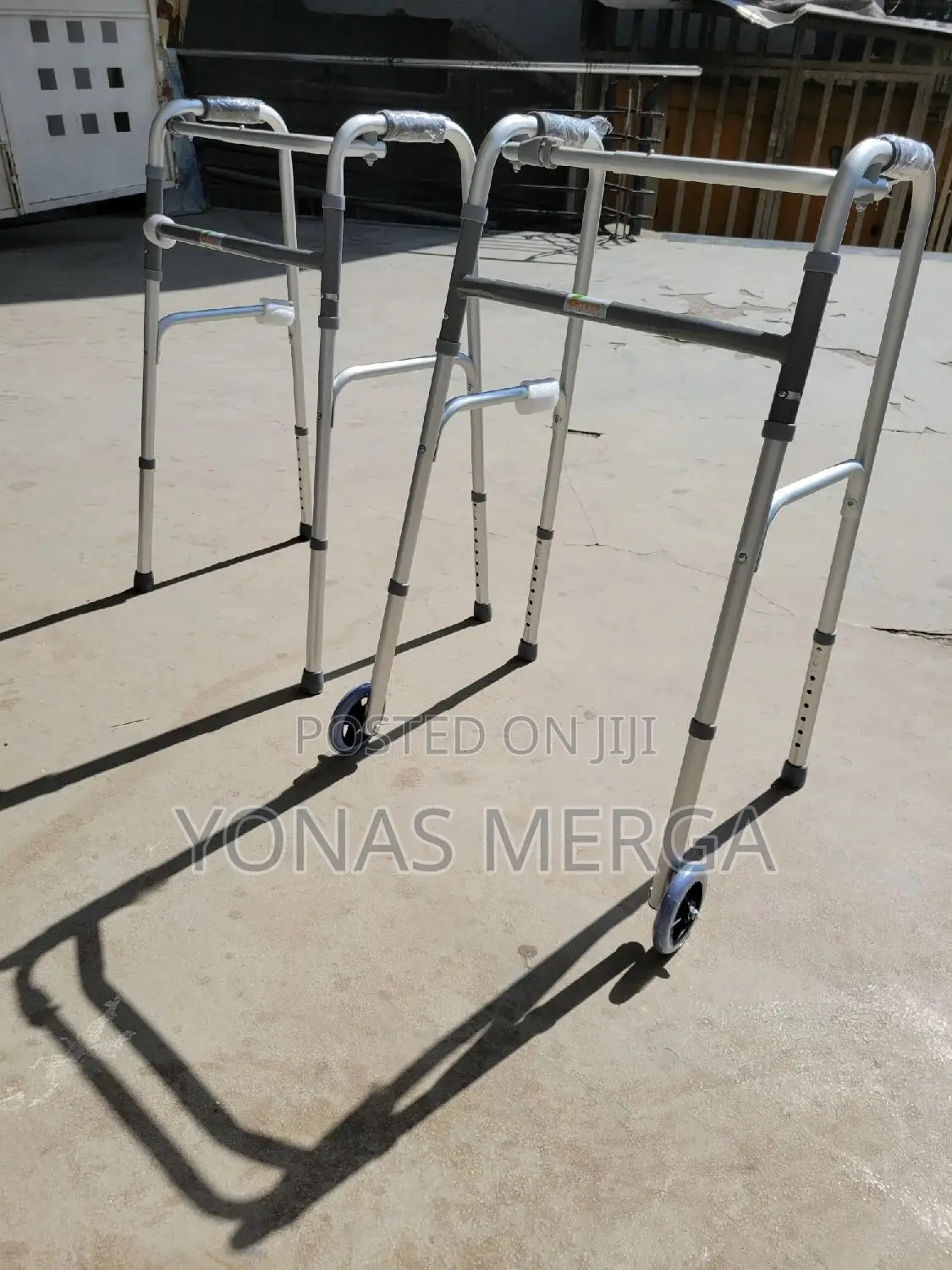 Foldable Walker您፺walker,1 Button Adjustable囓።Short,Average Tall People