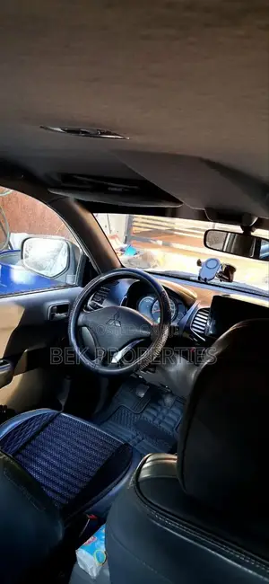 Mitsubishi L200 Double Cab 2.5 136hp 4WD 2008 White