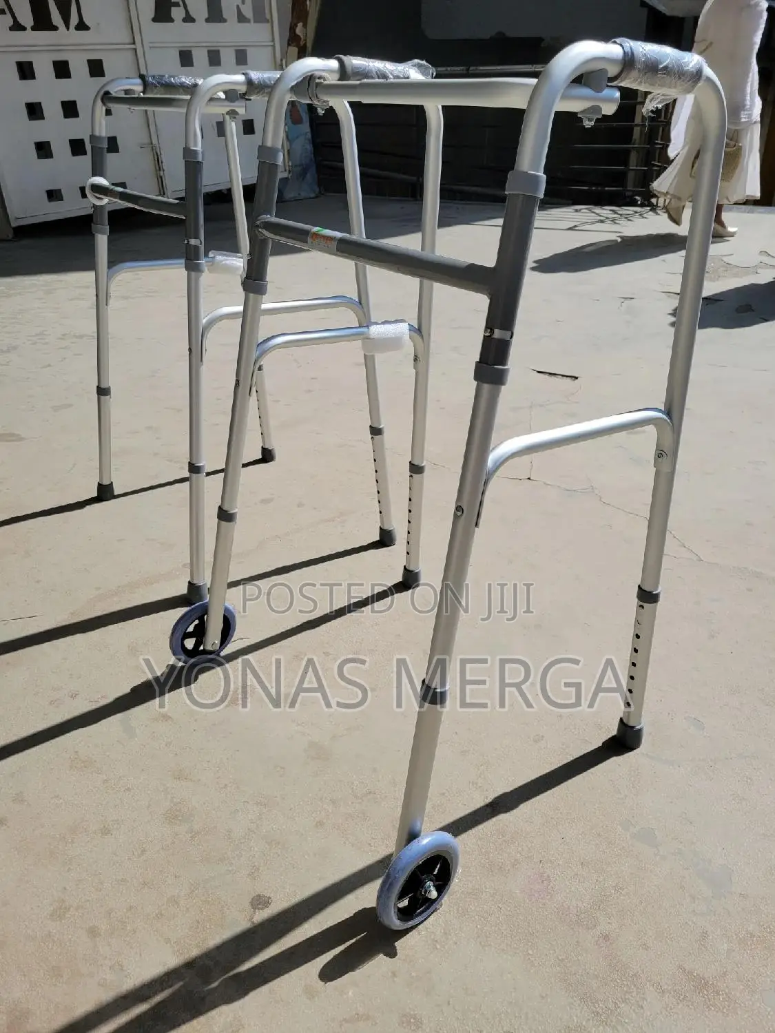Walker率寄product Type: Folding Walkers醣0walker//Facilitates Positioning