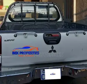 Mitsubishi L200 Double Cab 2.5 136hp 4WD 2008 White