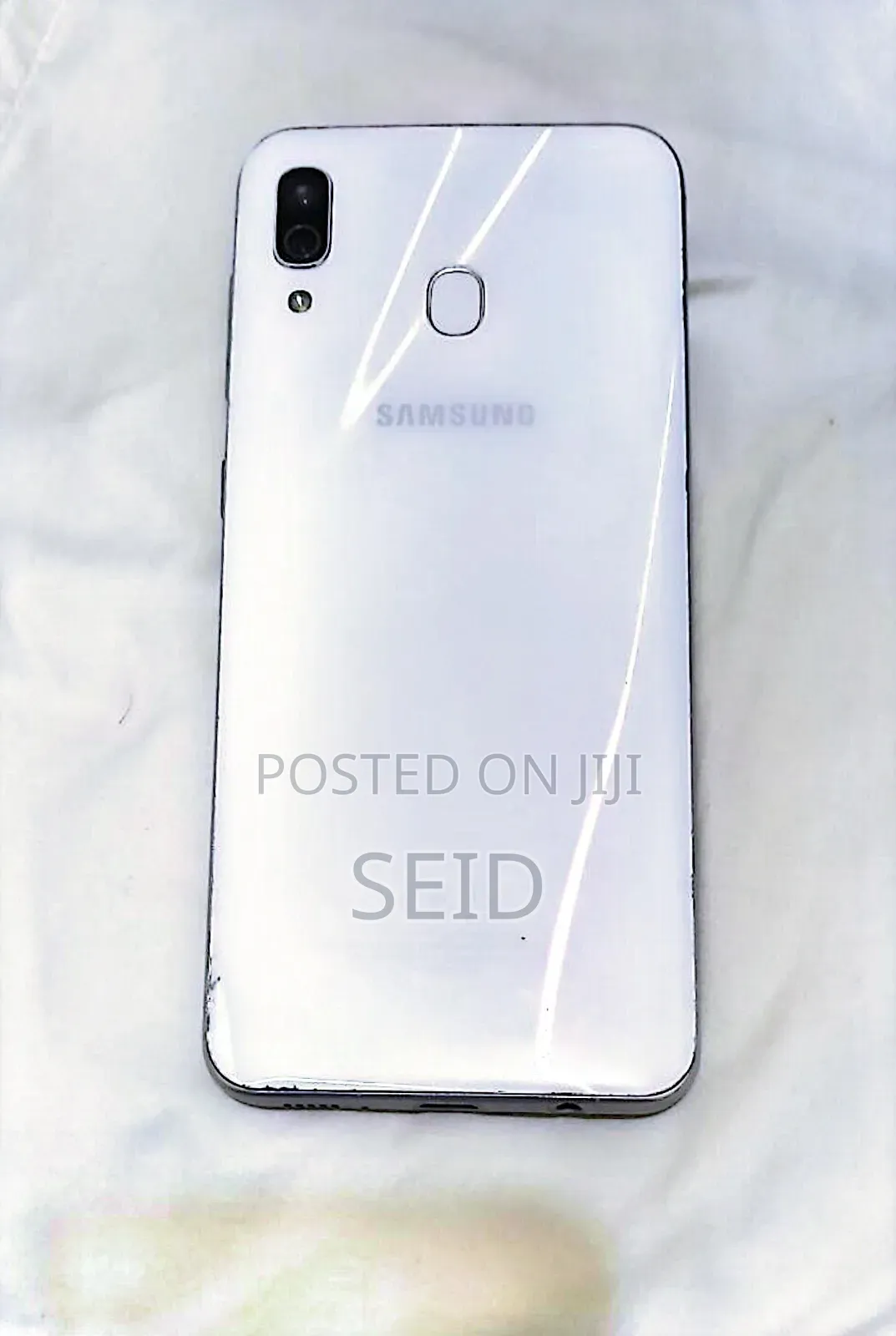 Samsung Galaxy A30 64 GB White