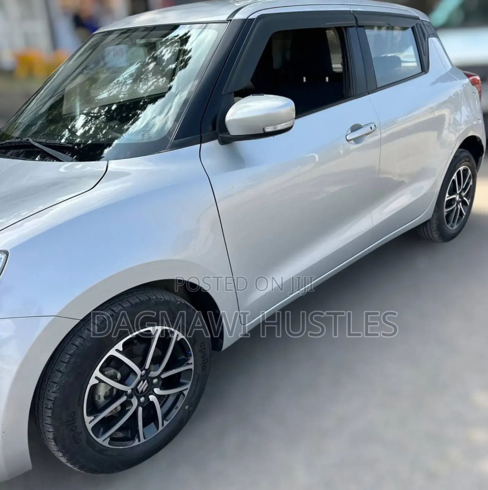 Suzuki Swift 2023 Silver