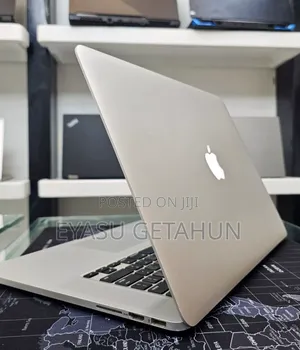 New Laptop Apple MacBook Pro 2015 16GB Intel Core I7 SSD 256GB