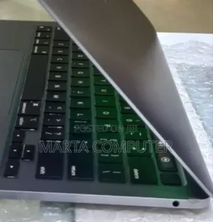 New Laptop Apple MacBook Pro M1 16GB Intel Core I7 SSD 256GB
