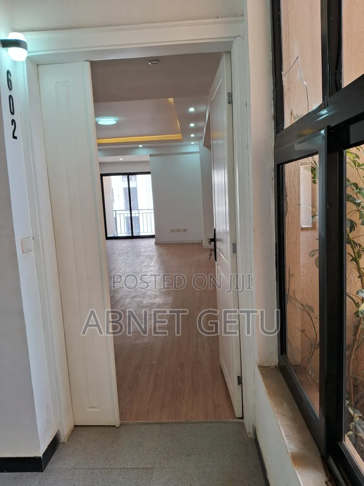 3bdrm Apartment in Jenboro, Bole for sale