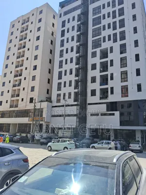 3bdrm Apartment in Jenboro, Bole for sale