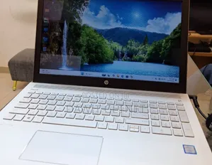 New Laptop HP Pavilion 15 8GB Intel Core I7 SSD 1T