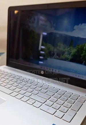 New Laptop HP Pavilion 15 8GB Intel Core I7 SSD 1T