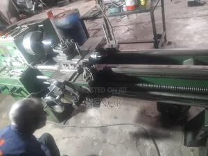 Photo - Torno Machine