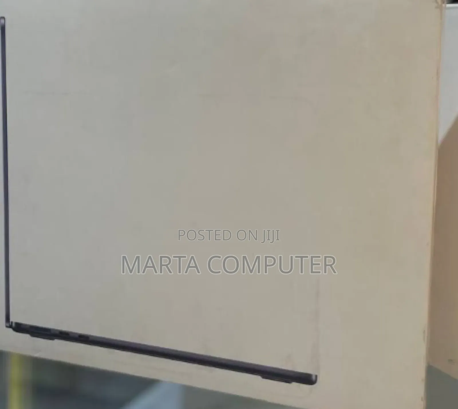 New Apple MacBook Air 2025 M4 13-Inch 16GB Intel Core I9 SSD 256GB