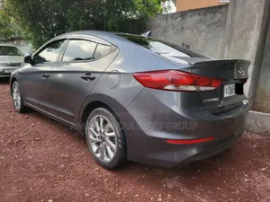 Hyundai Avante 2016 Gray