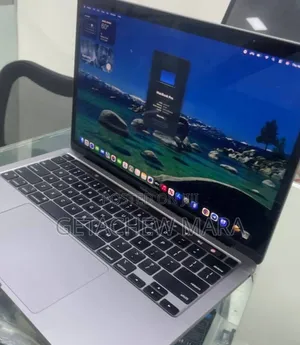 New Laptop Apple MacBook Pro M1 16GB Intel HDD 256GB