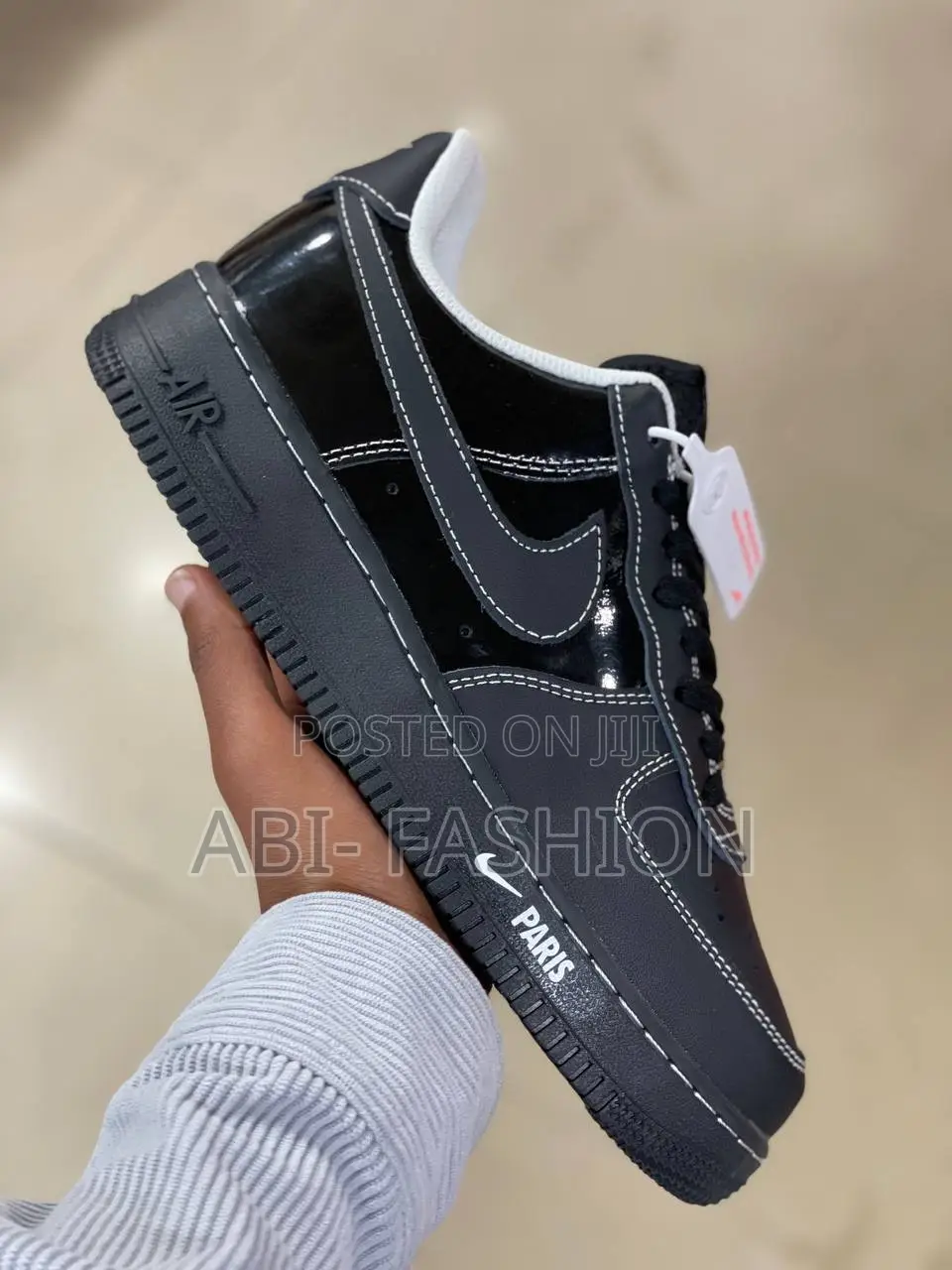 Nike Air Force 1 Paris Red Sole