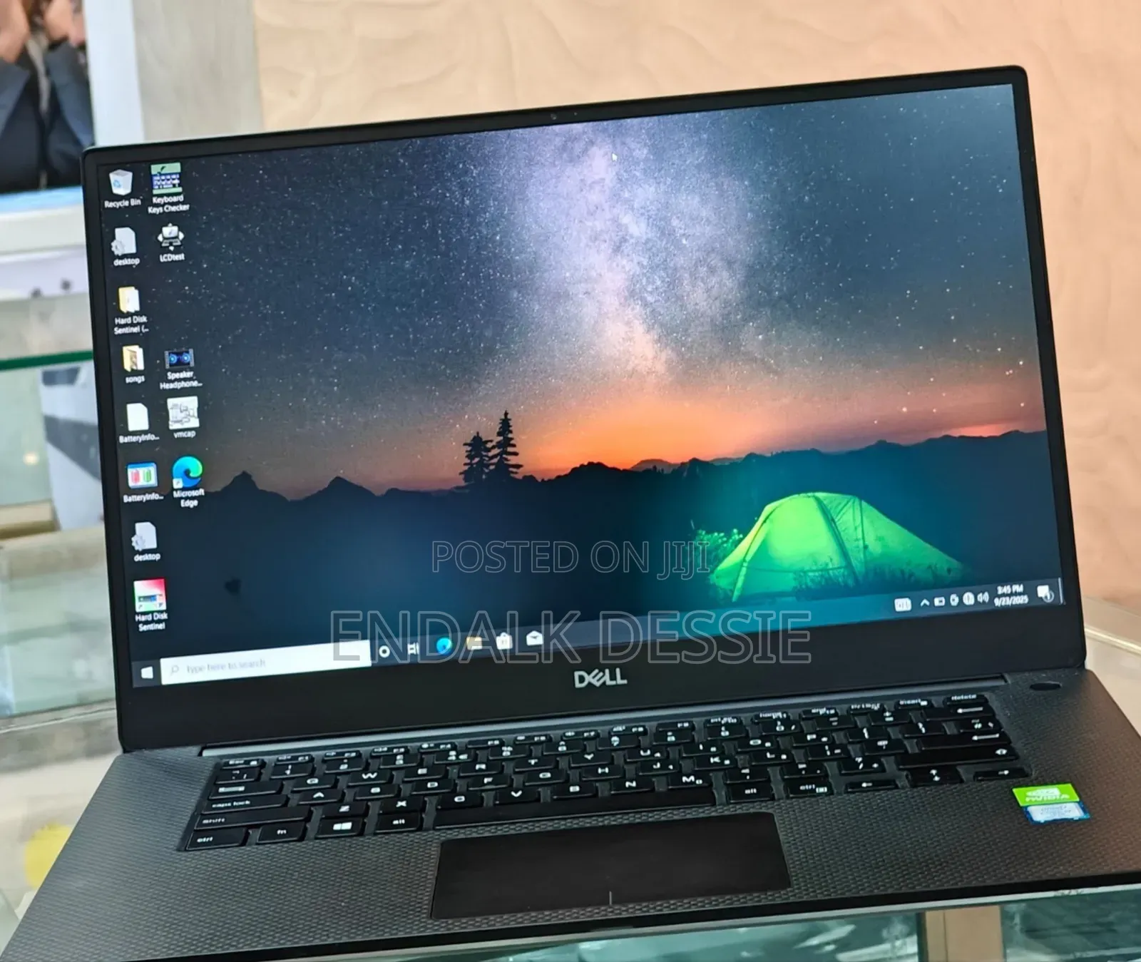 New Laptop Dell Precision 5540 16GB Intel Core I7 SSD 512GB