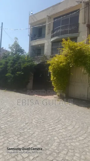 Furnished 6bdrm Farm House in Oromia-Finfinne for sale