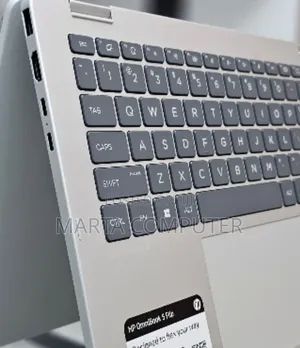 New Laptop HP OmniBook 5 Flip 16GB Intel Core I7 SSD 512GB