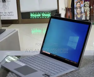 New Laptop Microsoft Surface Book 3 16GB Intel Core I7 SSD 256GB