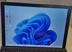 New Laptop Microsoft Surface 16GB Intel Core I7 SSD 512GB