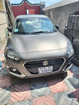 Photo - New Suzuki Dzire 2022 Gray