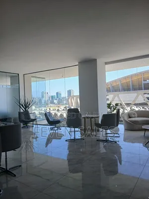 የንግድ ሱቆችን ከግራዉንድ ጀምረን እየሸጥን እንገኛለን