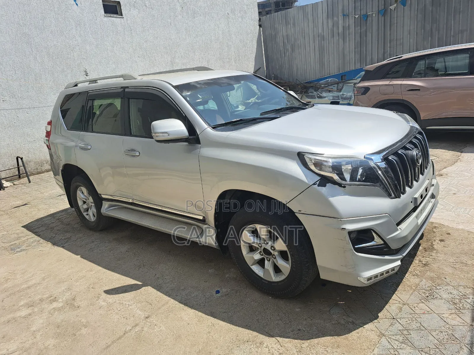 Toyota Land Cruiser 2013 Gray