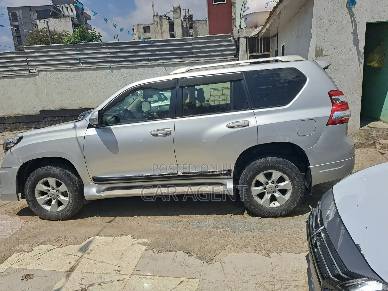 Toyota Land Cruiser 2013 Gray