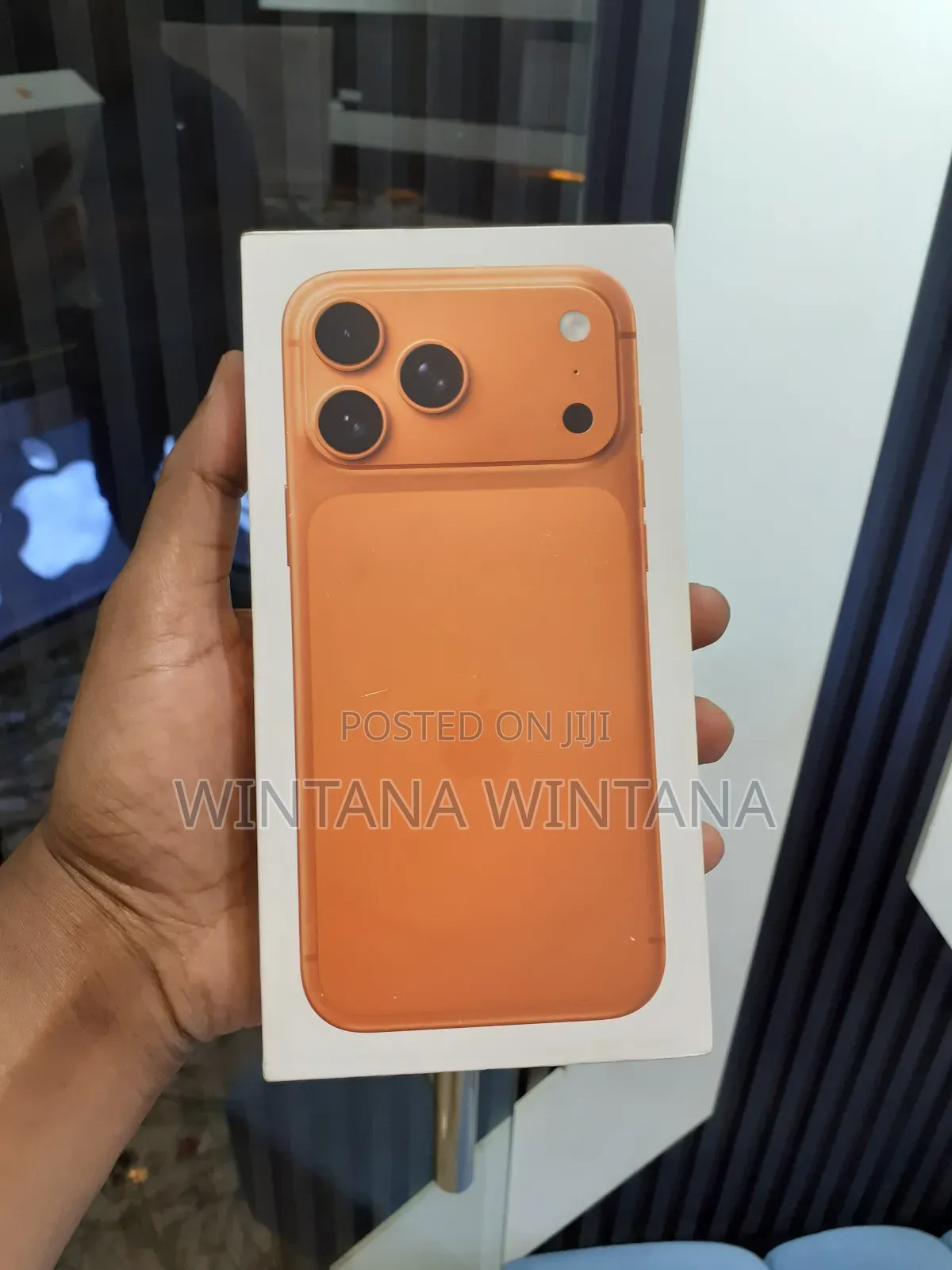 New Apple iPhone 17 Pro Max 256 GB Orange